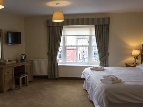 Cambrian Inn Tredegar Buitenkant foto